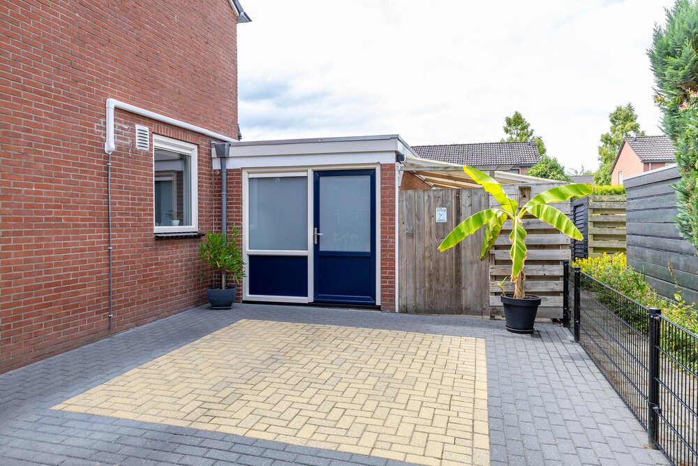 Violenstraat 64, 9404 SV Assen - € 350.000 k.k. - Boekholt & partners makelaars Assen