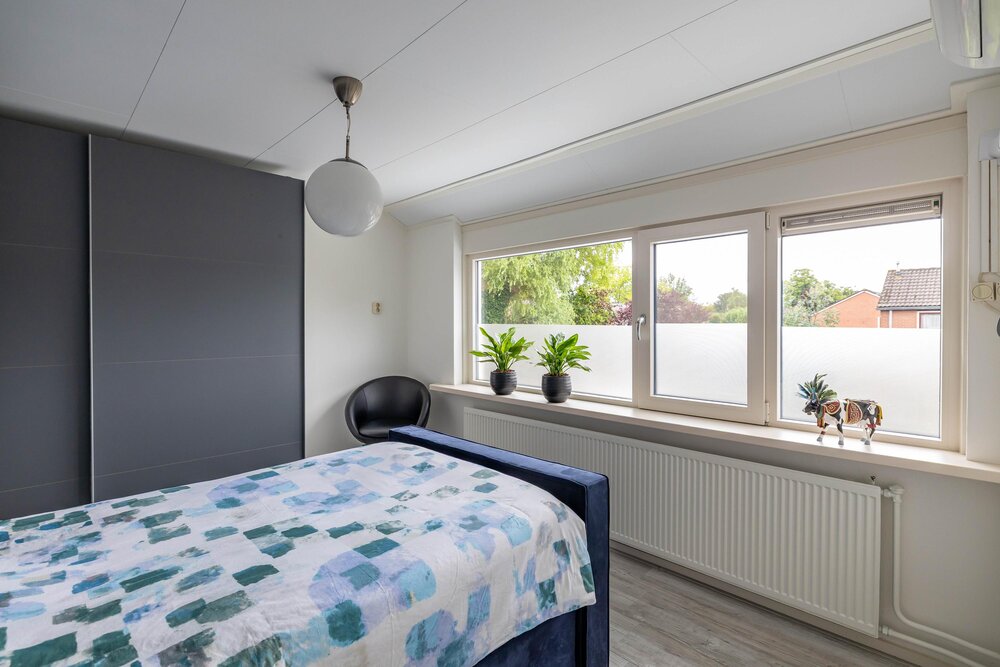 Violenstraat 64, 9404 SV Assen - € 350.000 k.k. - Boekholt & partners makelaars Assen