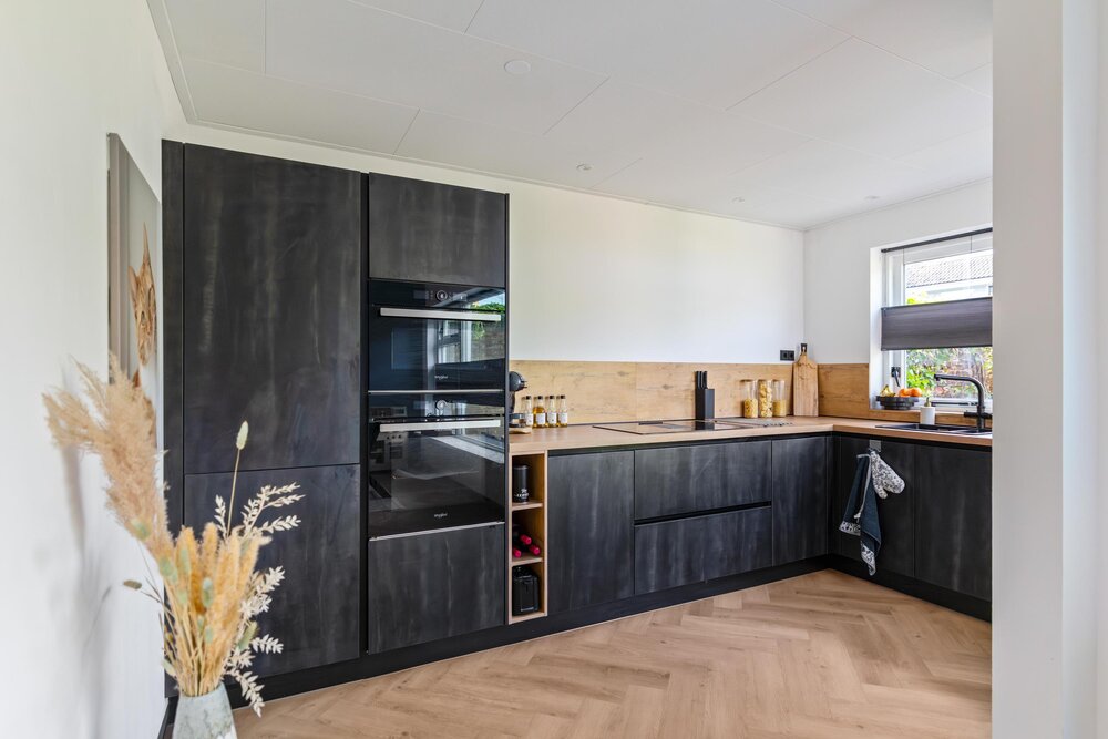 Obrechtlaan 106, 9402 TL Assen - € 325.000 k.k. - Boekholt & partners makelaars Assen