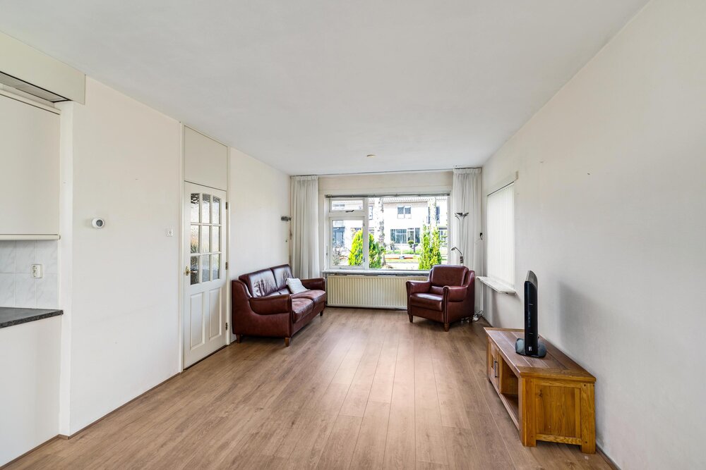 Brunelstraat 81, 9404 KC Assen - € 295.000 k.k. - Boekholt & partners makelaars Assen