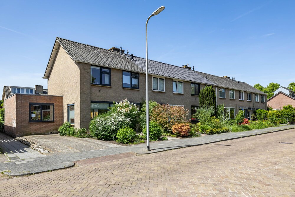 Zevensterstraat 40, 9404 JK Assen - € 324.500 k.k. - Boekholt & partners makelaars Assen