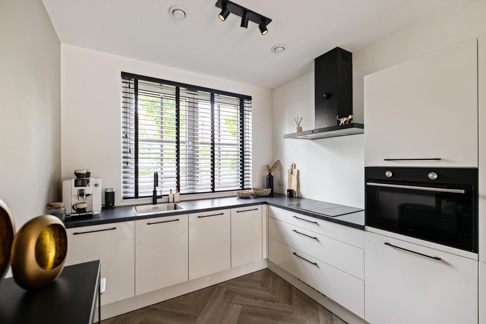 Pronkridder 11, 9404 MC Assen - € 425.000 k.k. - Boekholt & partners makelaars Assen